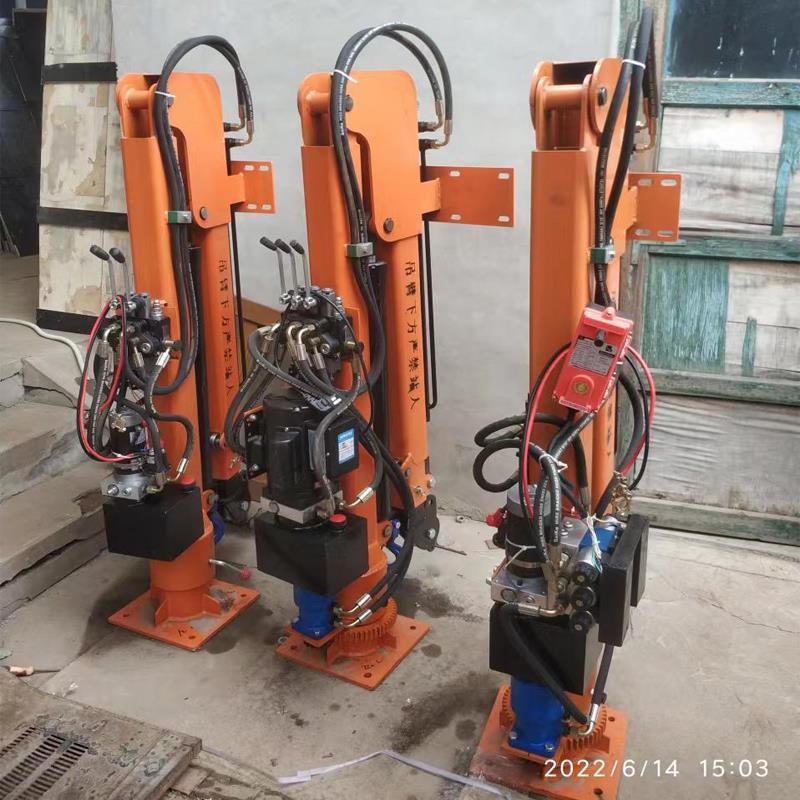 常宁市重汽蓝牌随车吊 3.2吨 国六动力强 液压驱动 农用自卸起重机